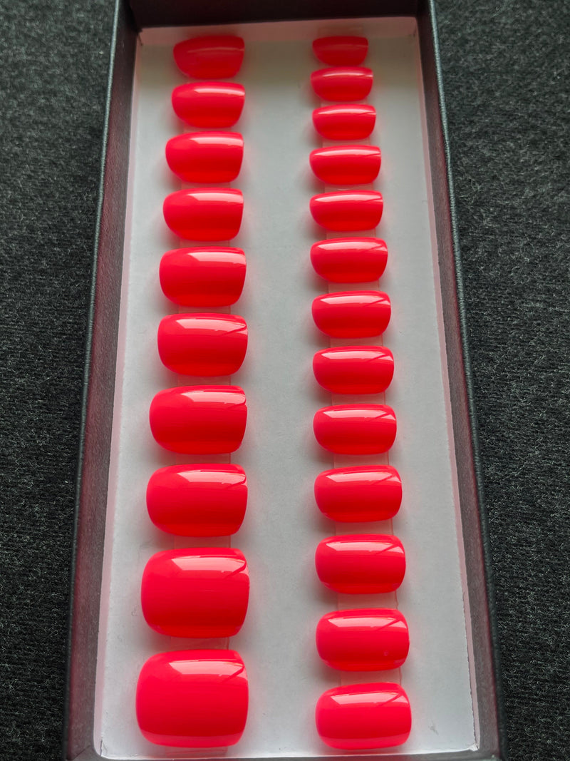 Fuchsia Ribbon - Glansfuld Firkantet